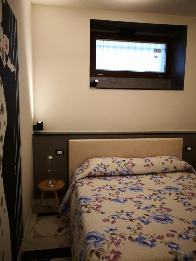 La Casa Di Valentina Apartman Vado Ligure Kültér fotó